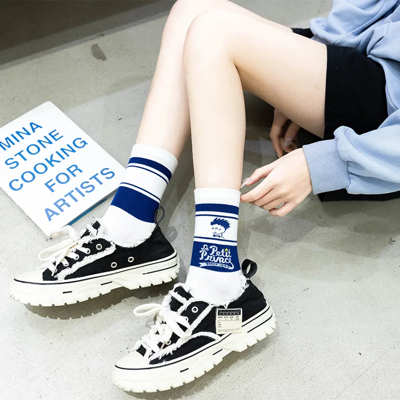 4 Pairs/Box Cartoon Little Prince Stockings Cotton Harajuku Blue Soft Portrait Trend Pack Personality Tube Men Women Socks Gifts