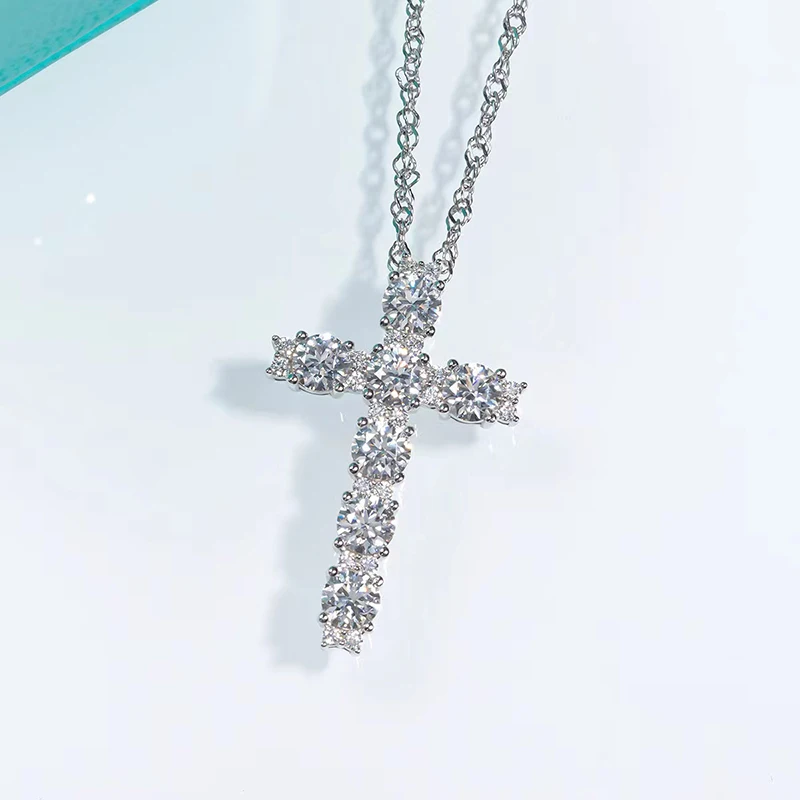S925 Silver 2.1ct D Color Moissanite Cross Necklace Women 18K Gold Finish Moissanita Diamond Pendant Necklaces Pass Tester Gift