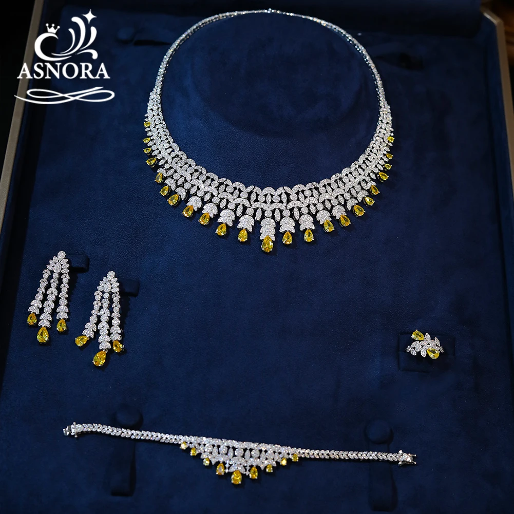 

Модный женский свадебный набор из 4 ювелирных изделий с золотыми каплями воды, роскошный индийский набор ювелирных изделий для свадебной ве...