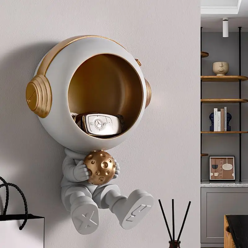 

JW Astronaut Wall Mounted Key Storage Ornaments Bedroom Room Shelf Wall Decoration Bedside Wall Pendant