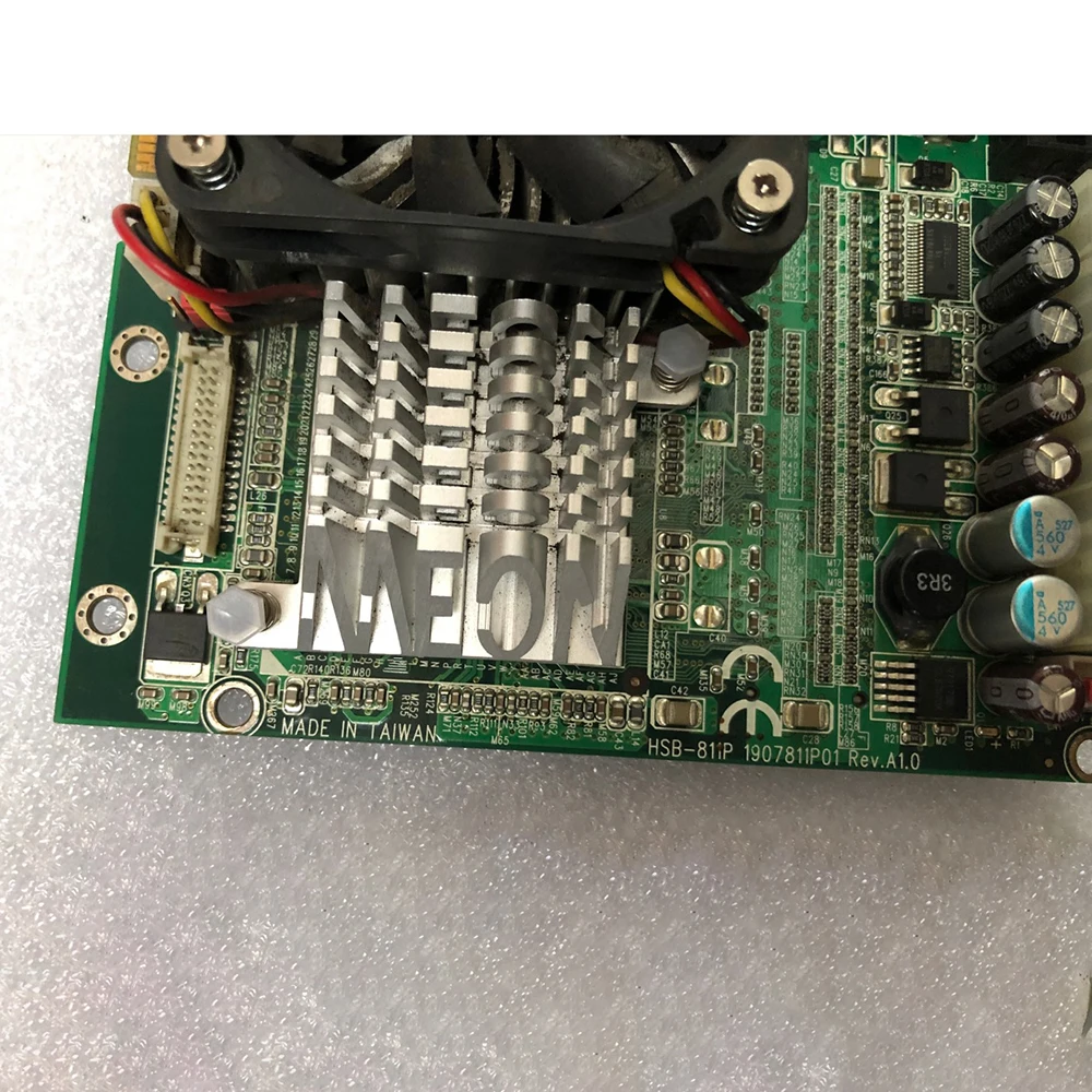 Для HSB-811P REV.A1.0 В наличии карта полудлины промышленного управления PICMG PCI