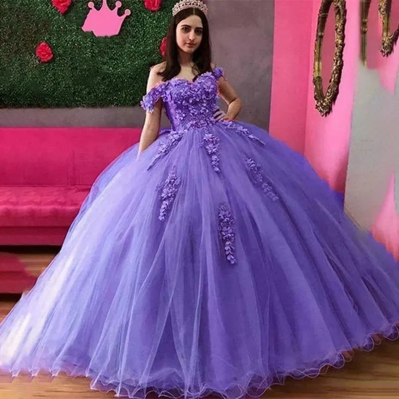 Длинное кружевное бальное платье в стиле бохо