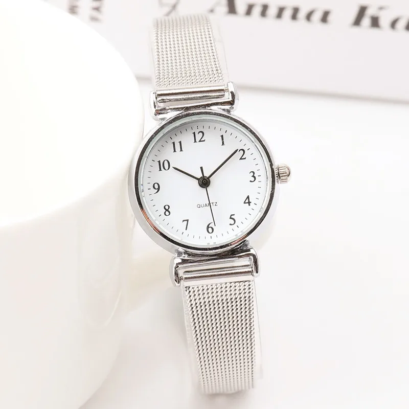 

Часы женские компактные со стальным ремешком, модные компактные простые маленькие свежие в ретро стиле, в Литературном стиле, для студентов