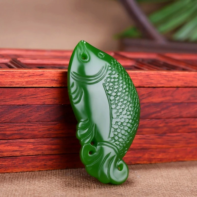 

Natural Jade Green Hand Carved Fish Pendant Fashion Boutique Jewelry Men's and Women's Necklaces Popular Gift Accessories