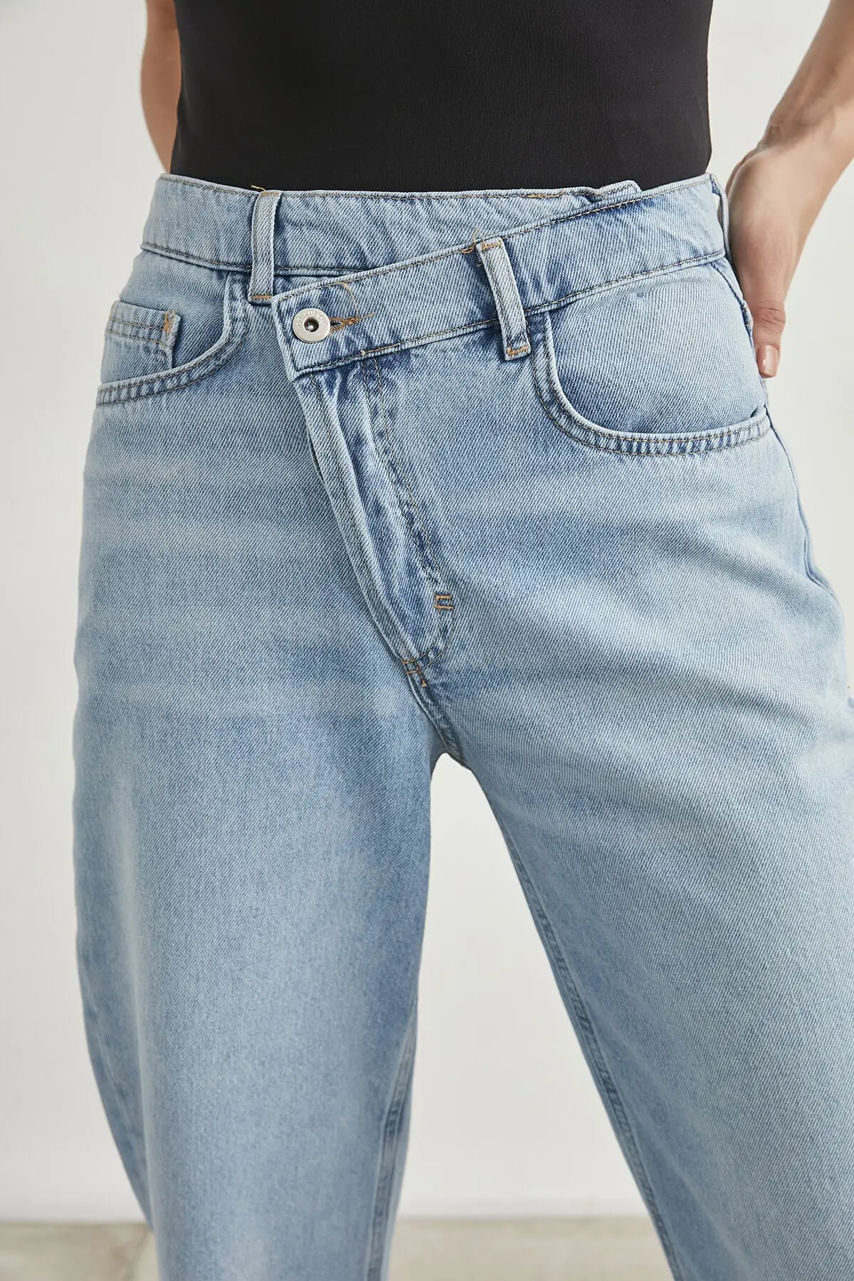 

Blue High Waist Jeans Women Jeans 2021