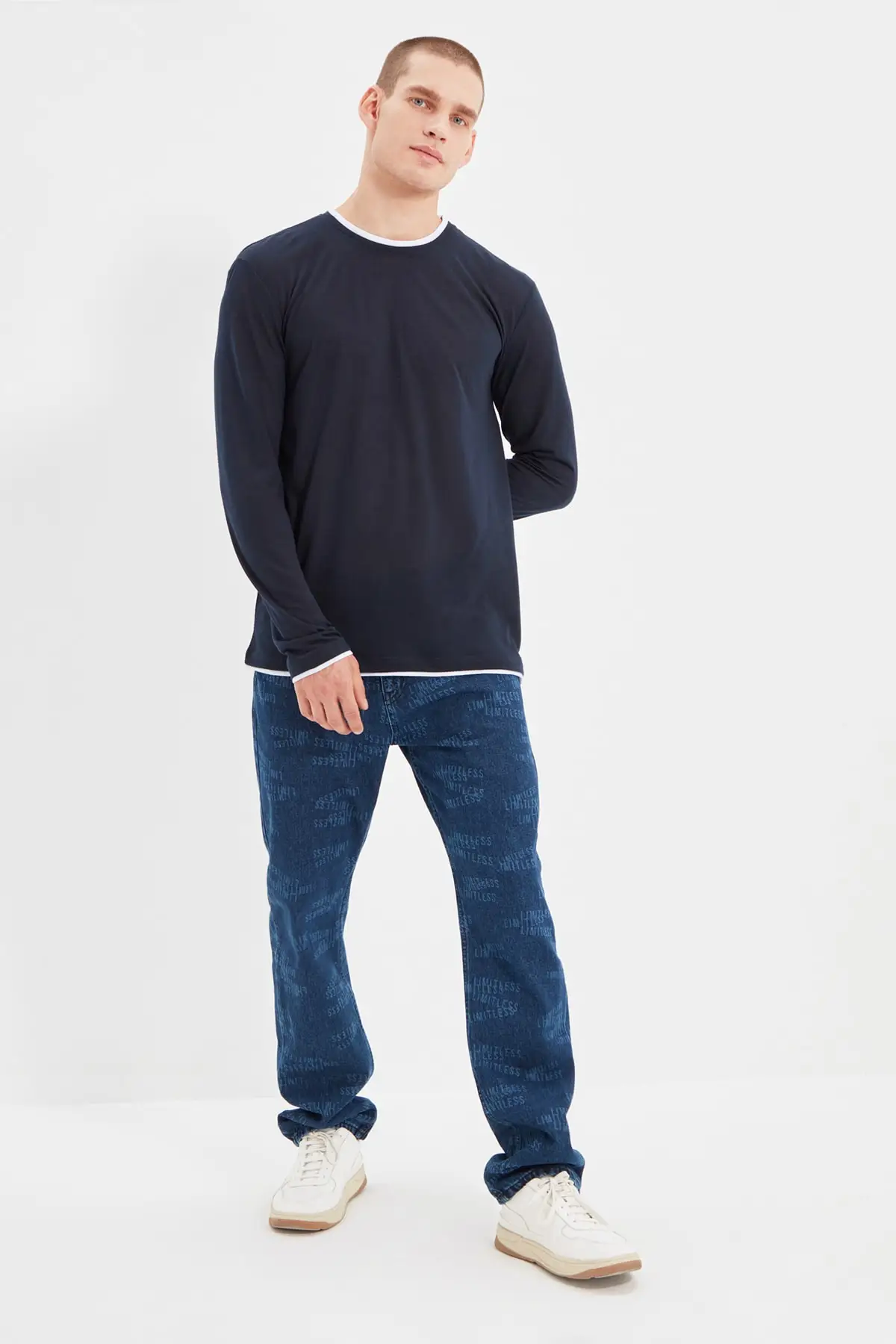 

Trendyol Male Regular Fit Laser Jeans TMNAW22JE0803