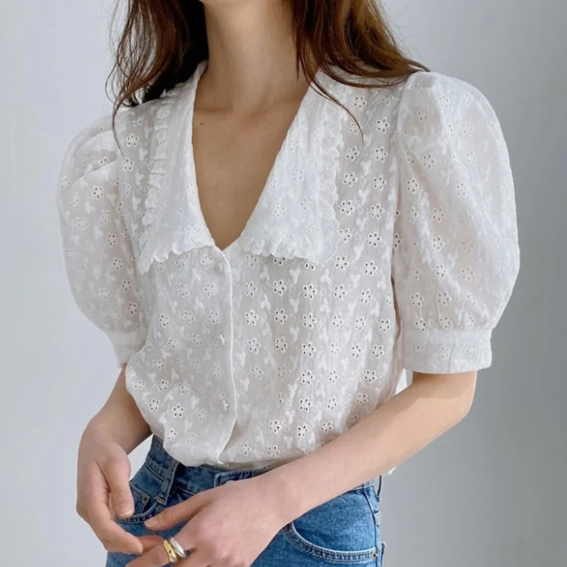 

Summer Sweet Short Sleeve Tops New Fashion Doll Collar Solid Blouse Women Casual Hollow Flower Lace Shirts Puff Sleeve 13919