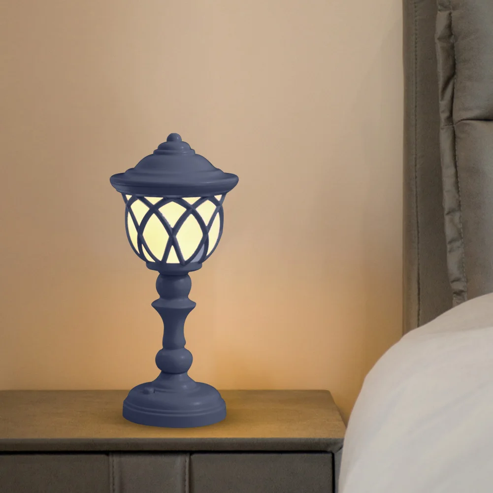 

LED Table Lamp Heat Cold Resistance Retro Table Lamp Ornament Battery Operated Portable Table Light Plastic for Room Decoration