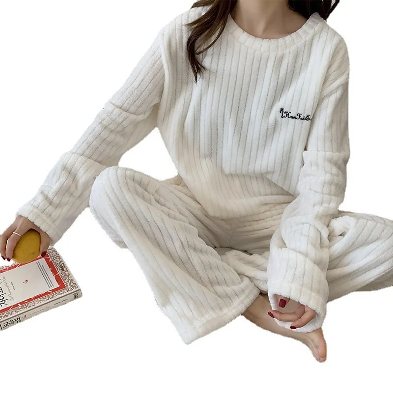 Autumn and winter flannel pajamas women's two-piece coral fleece homewear new loose casual women's striped simple pajamas