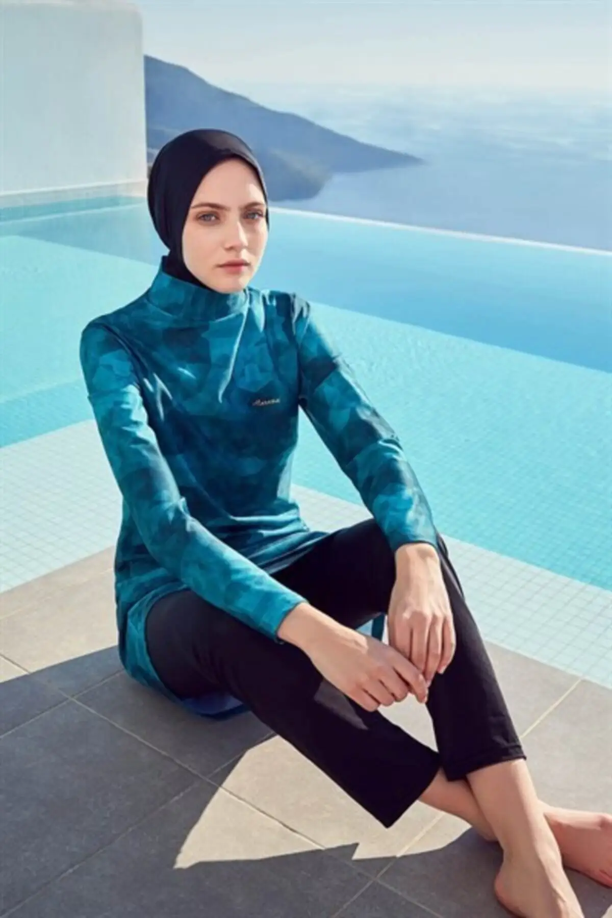 

Patterned green hijab swimsuit beach clothing