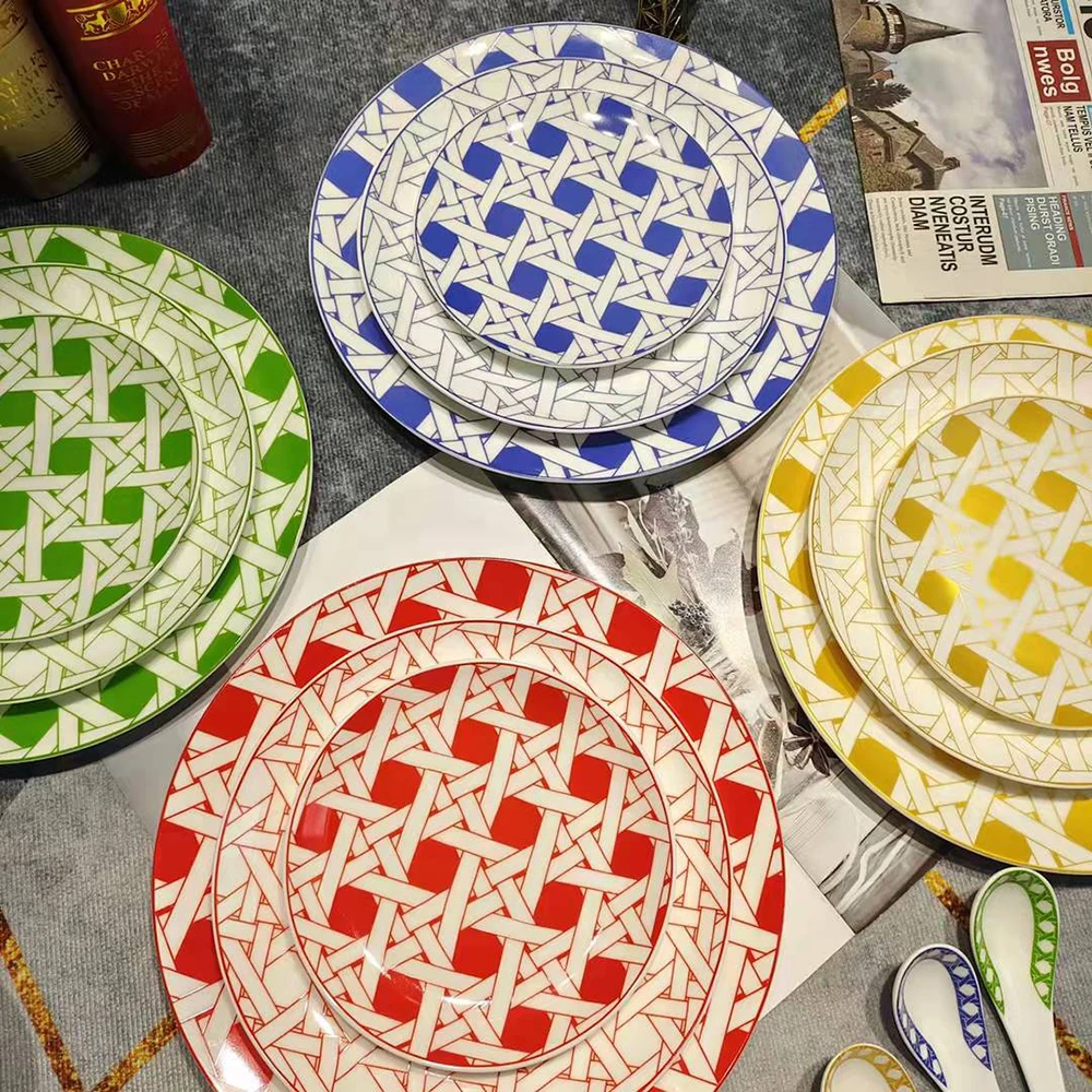 

Керамическая тарелка ручной росписи в скандинавском стиле, креативные обеденные тарелки, набор тарелок с зарядным устройством для свадьбы,...