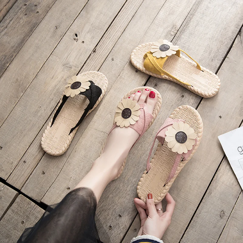 

Shoes Women Ladies' Slippers Flock Low Luxury Slides Rubber Flip Flops Shale Female Beach Pantofle Soft Designer Hawaiian Sabot