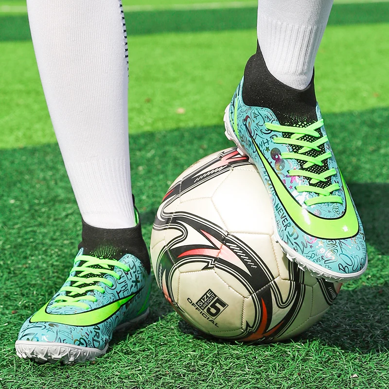 New Colorful Leather Print Soccer Cleats Men Outdoor Turf Soccer Shoes For Men Professional Football Boots Men chuteira society