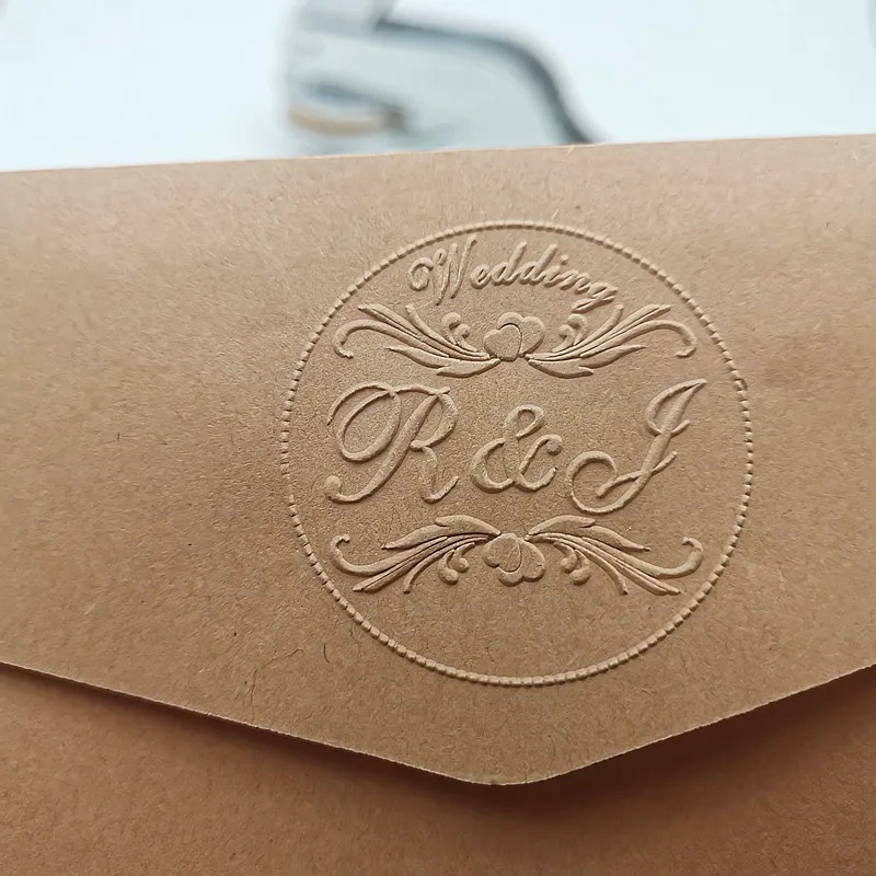 Spersonalizowana pieczęć do wytłaczania własne logo, spersonalizowana pieczęć brajlowska Letterhead tradycyjna weselna konstrukcja Gaufrage punch stamp HQ