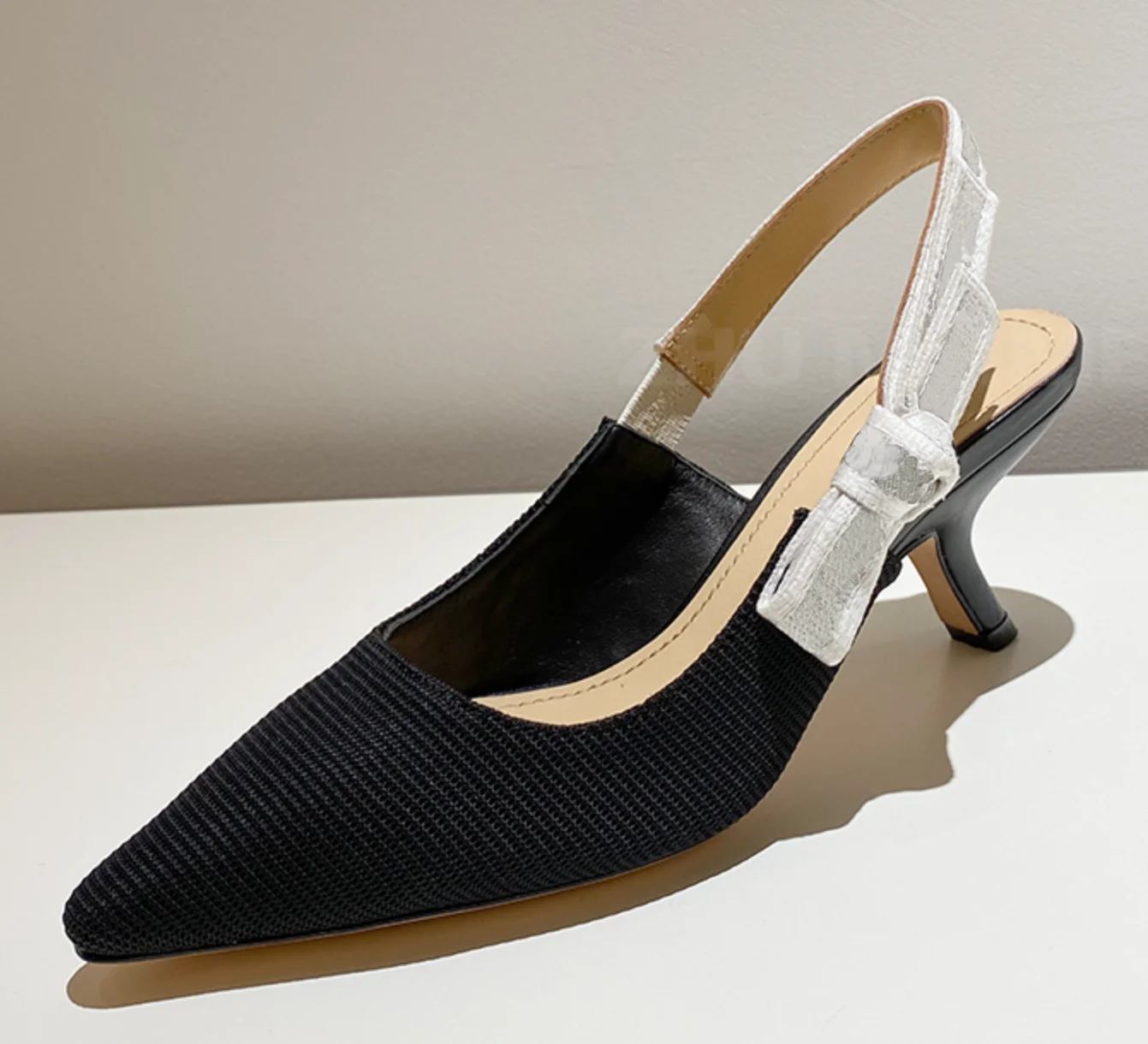 

Сандалии-гладиаторы женские кожаные, Классические босоножки на высоком каблуке 6,5 см, туфли из ткани с заостренным носом и надписью D, больши...