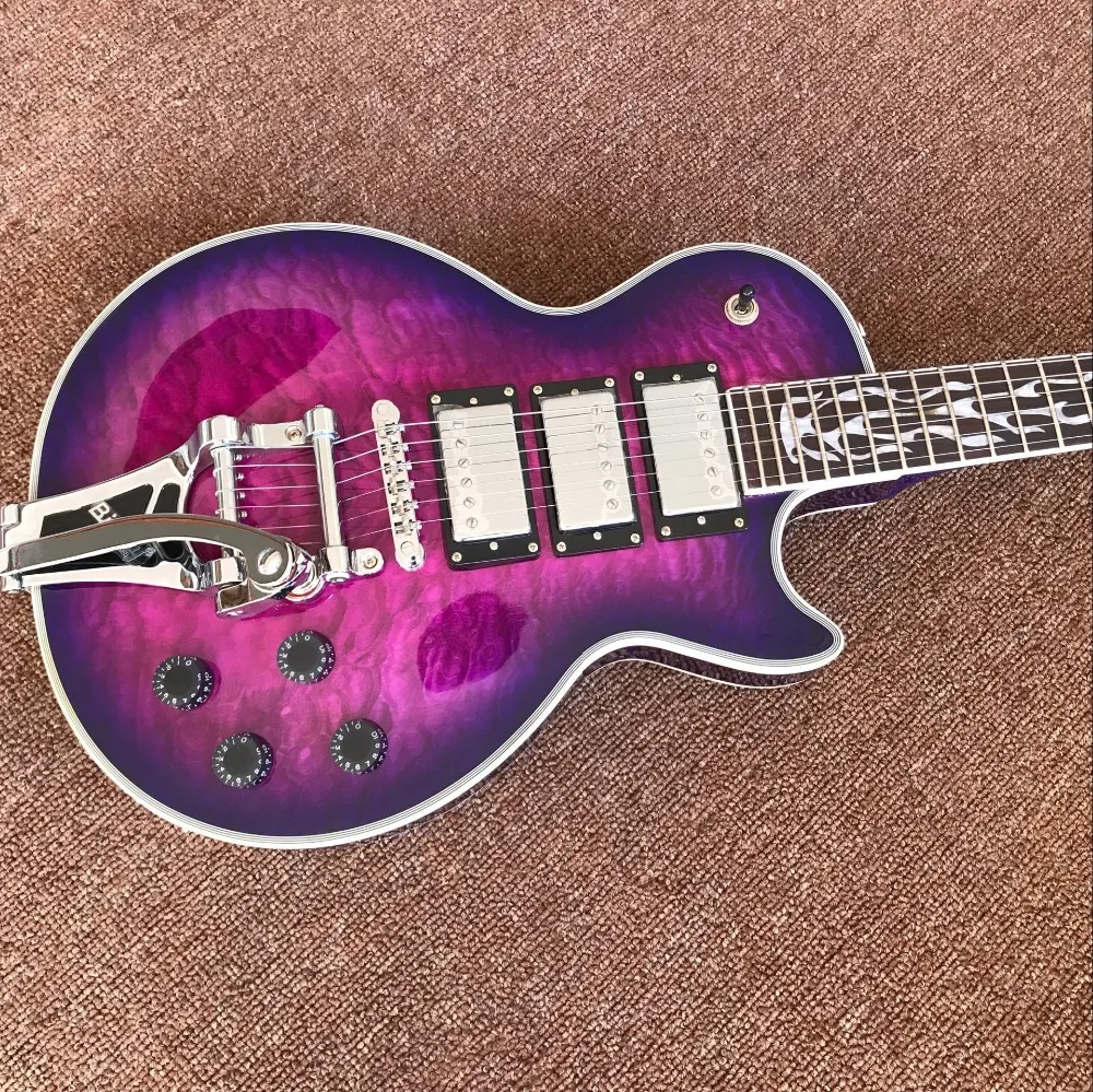 

Классический магазин, изготовленная на заказ электрическая гитара фиолетового цвета, с эффектом пламени, корпус из красного дерева gitaar,3 пикапа, гитара, система vibrato