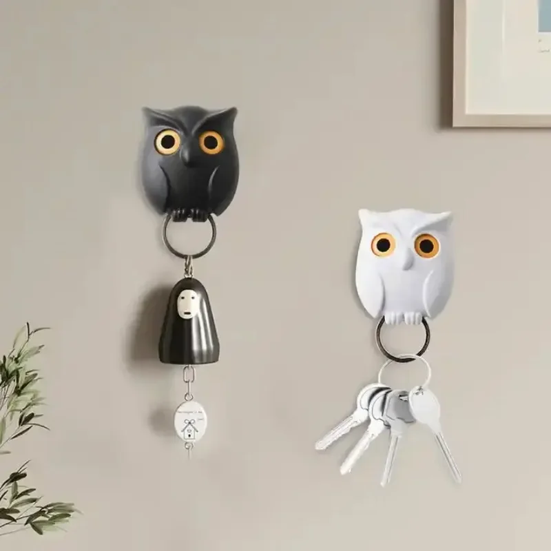 

1/3pcs Scary Night Owl Magnetic Key Hooks Adhesive Hold Keychain Key Hanger Will Open Eyes Wall Decorative Hook for Kitchen Home