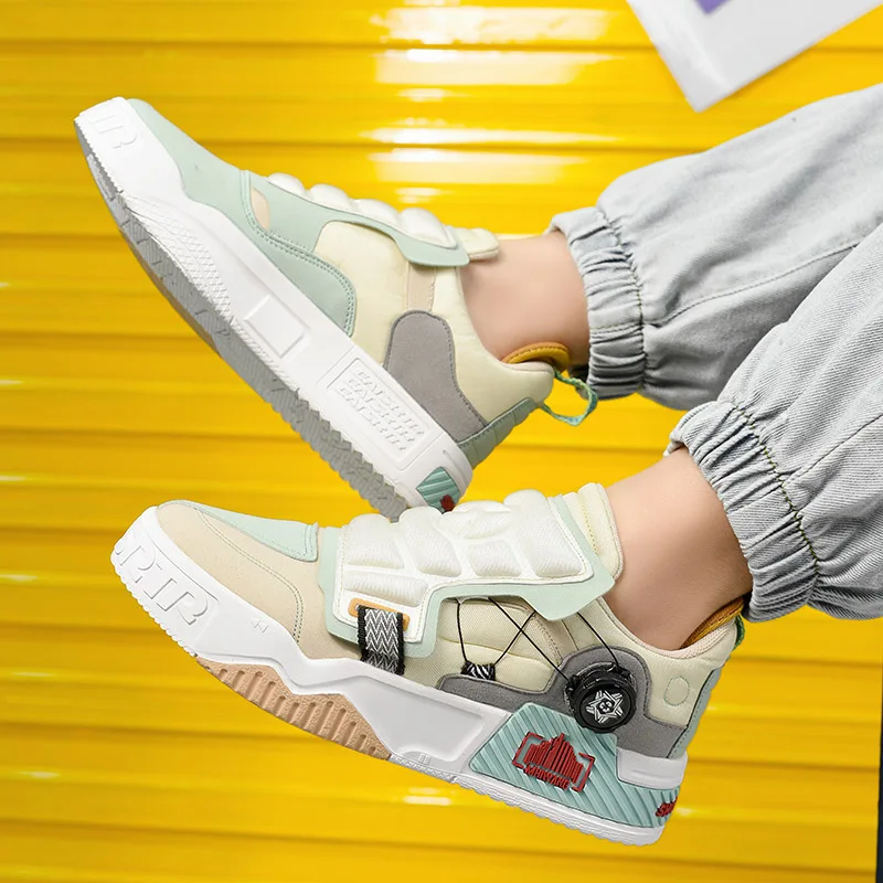Fashion Men Skateboarding Shoes Rotary Buckle Walking Sports Shoes Sneakers Men Parkour Leisure Sneakers Male tenis Zapatillas