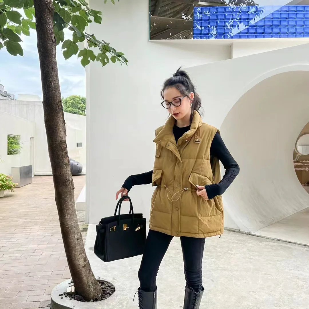 

2022 autumn and winter new hot-selling ladies down vest loose white duck down vest coat waist thickened temperament vest