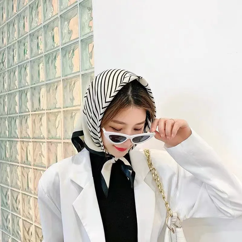 

Fashion Handkerchief Natural Silk Neck Scarf Women Small Shawls Luxury Bandana Head Scarfs 70X70CM Square Headband Bag Scarves
