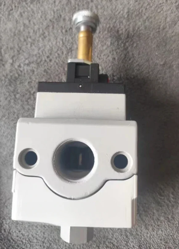 Для изолирующего трехходового клапана Camozzi MC202-V16 1 шт.