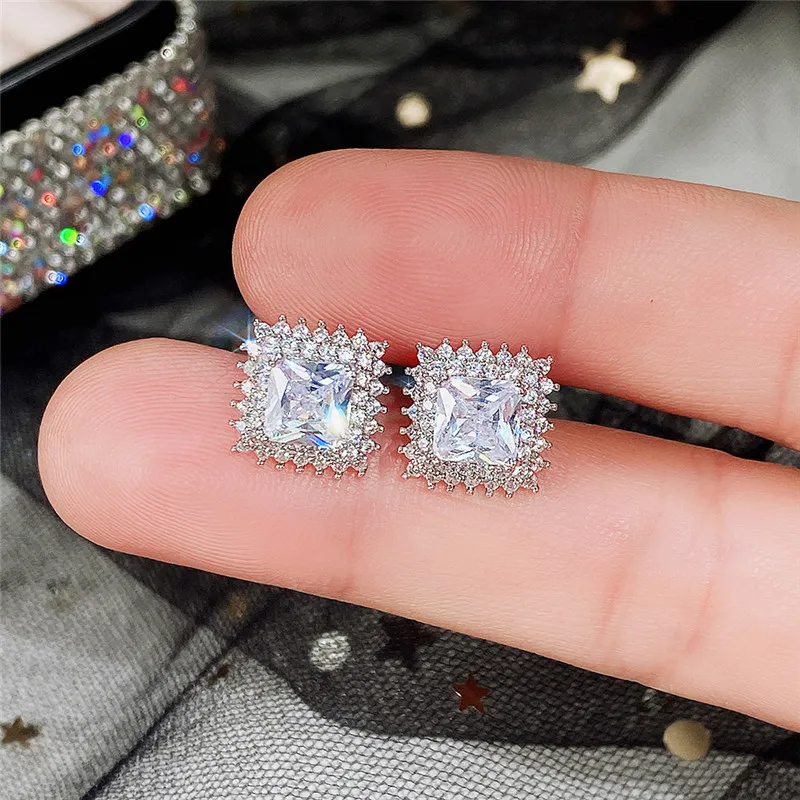 Великолепные квадратные серьги-гвоздики TOBILO с низким вырезом и АА фианитами