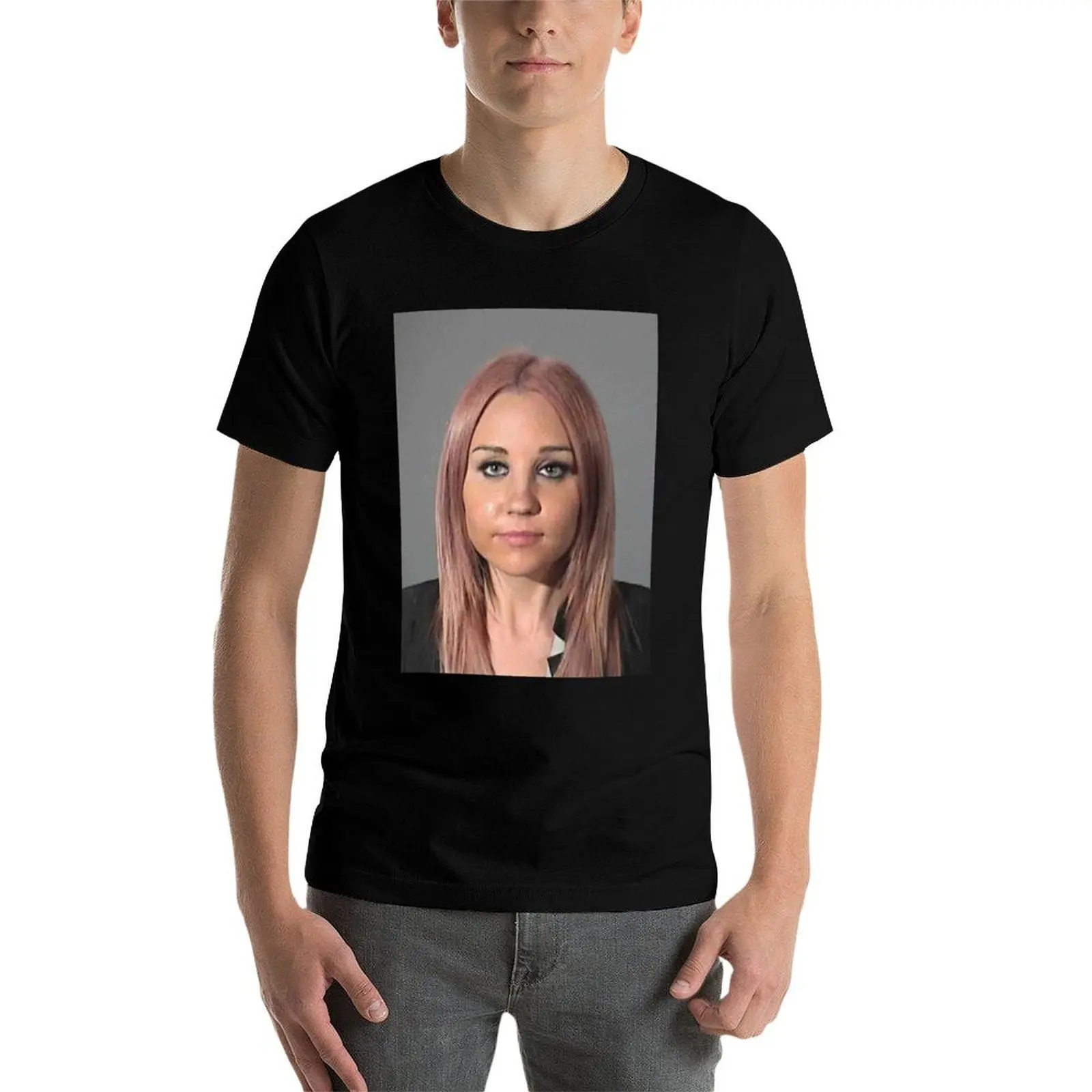 Фото Футболка Amanda Bynes Mugshot, мужская дизайнерская футболка, мужские футболки для мужчин, мужские футболки высокого качества, футболка люксового бренда №1