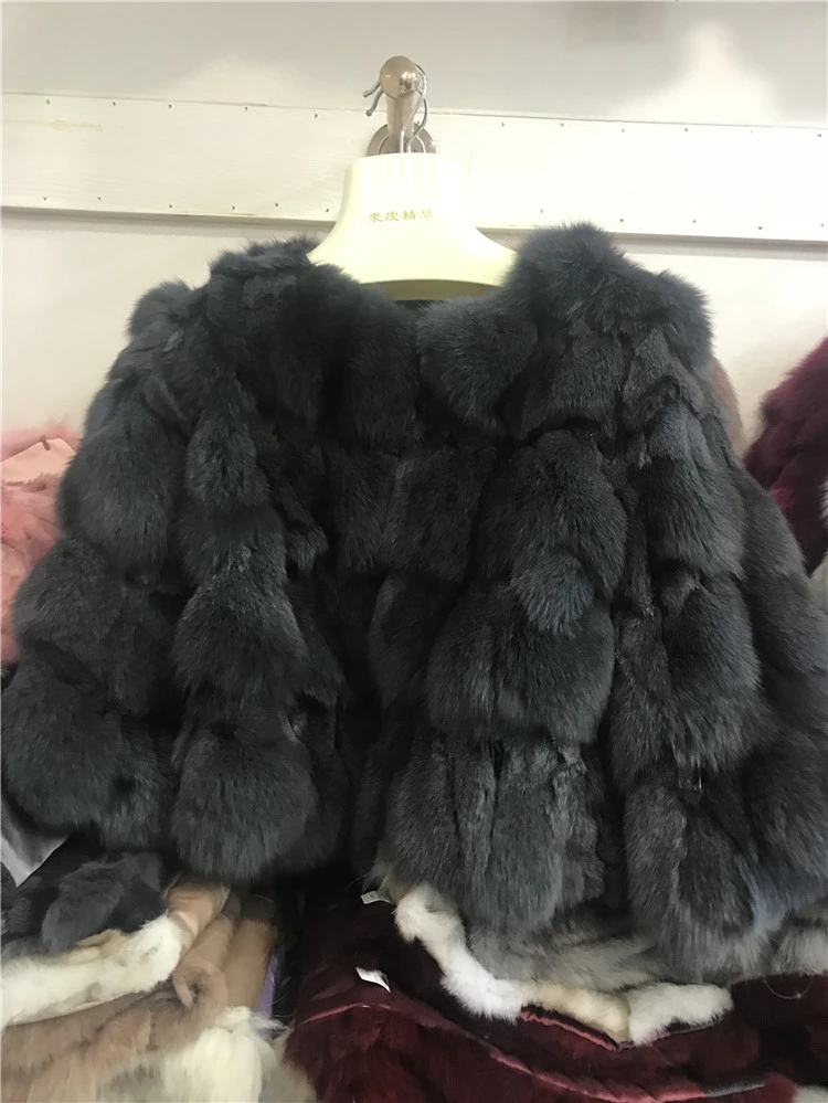 Winter Real Fur Coat Women Fur Top Short Natural Fur Jacket 100% Fox Fur Outerwear Fashion Streetwear Ladies Overcoat