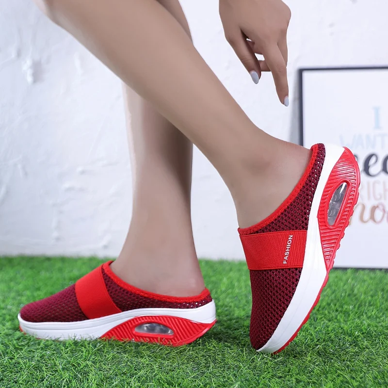 Women Casual Lightweight Wedges Slip-on Shoes Comfy Breathable Slippers Platform Shoes Outdoor Non-slip Air Cushion Sandals