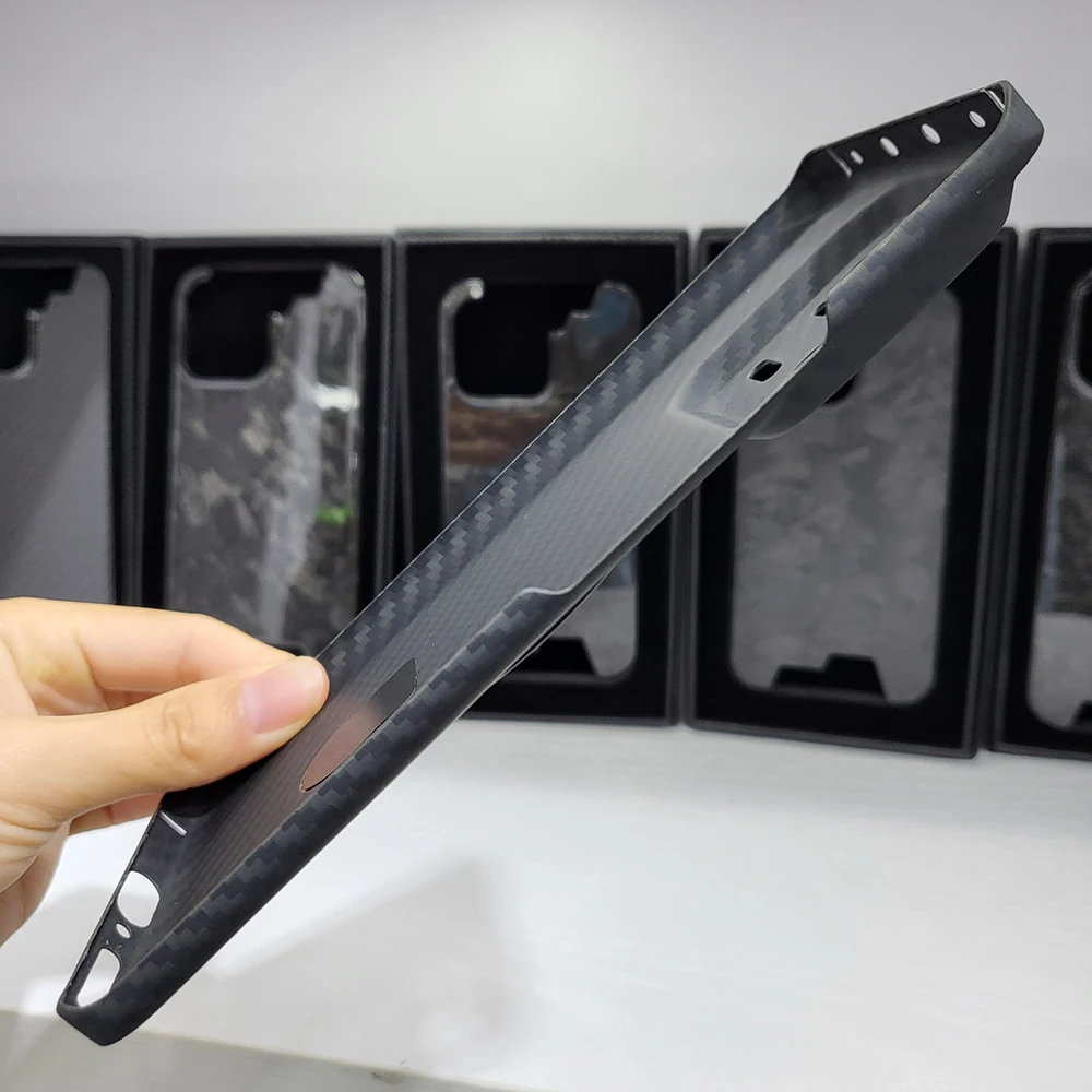 Чехол YTF из углеродного волокна для Xiaomi 13pro магнитный чехол с кронштейном