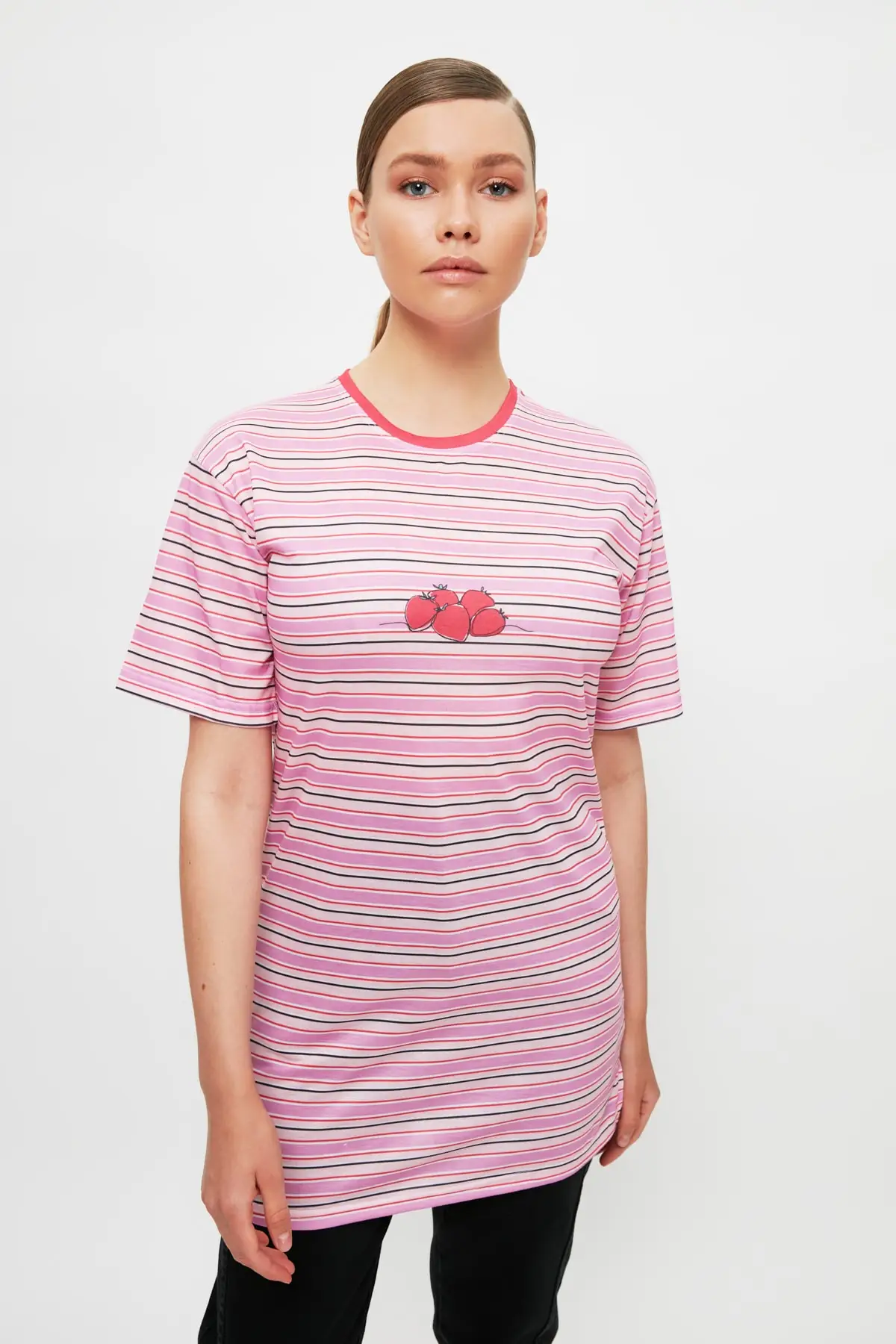 

Модная трикотажная туника TCTSS21TN0338