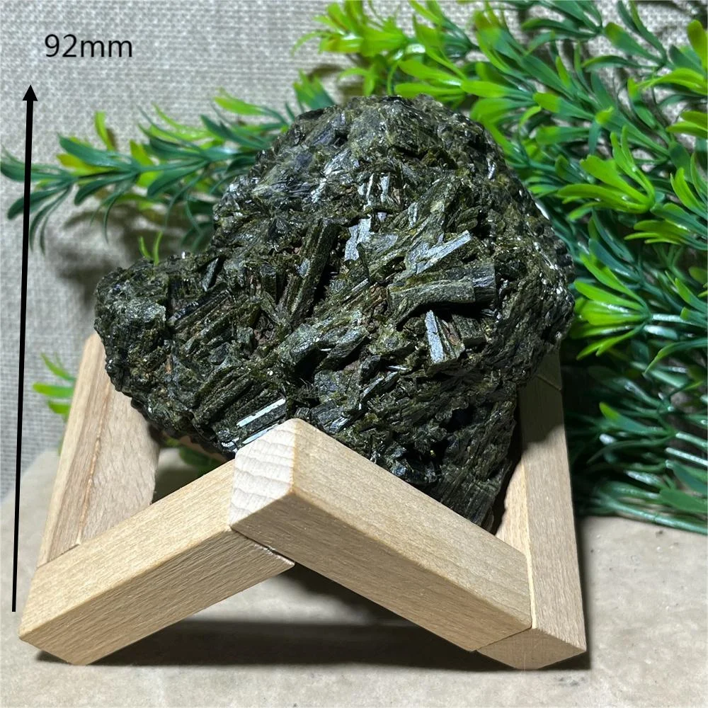 Природный кристалл зеленый турмалин необработанный кварц красота исцеление