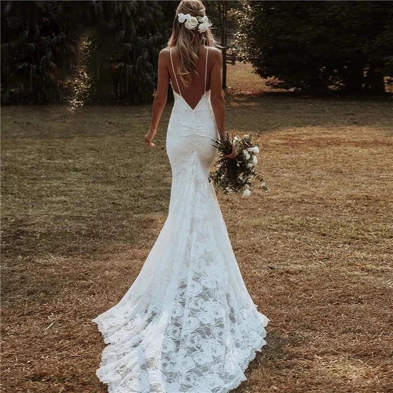 

QUEEN Bohemian Wedding Dress Organza With Embroidery With Mermaid Spahrtti Strap V-neck Sexy Sleeveless Bridal Gown Custom Made