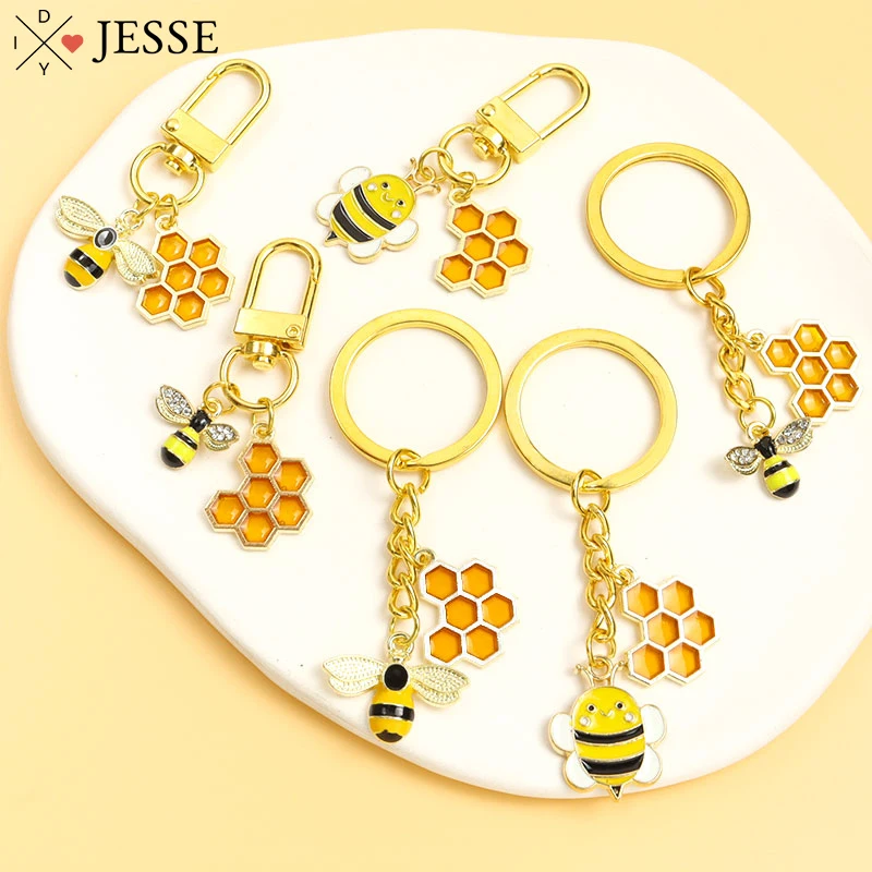 

Bee Honeycomb Rhinestone Enamel Keychains Cartoon Insect Pendants Keyrings Earphone Case Protective Cover Bag Key Holder Jewelry