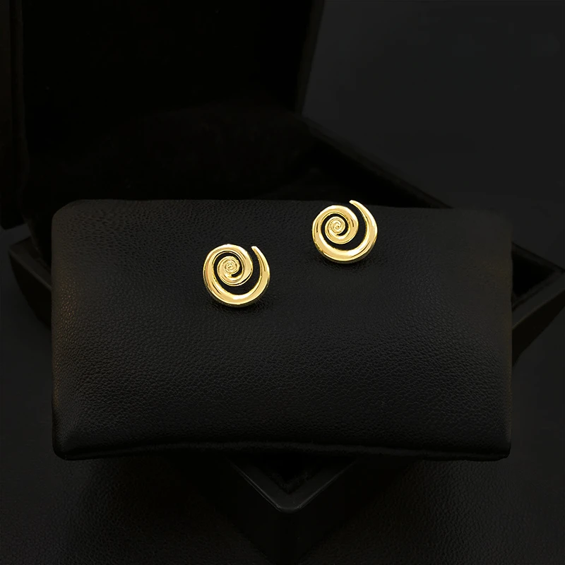 Модная спиральная брошь Женская стильная простые универсальные с вырезом