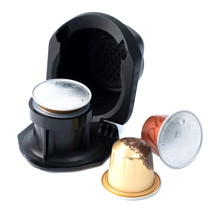 Переходник nespresso dolce gusto. Адаптер неспрессо для кофемашины дольче густо. Кофемашина неспрессо дольче густ. Dolce gusto адаптер nespresso. Многоразовый адаптер для dolce gusto.