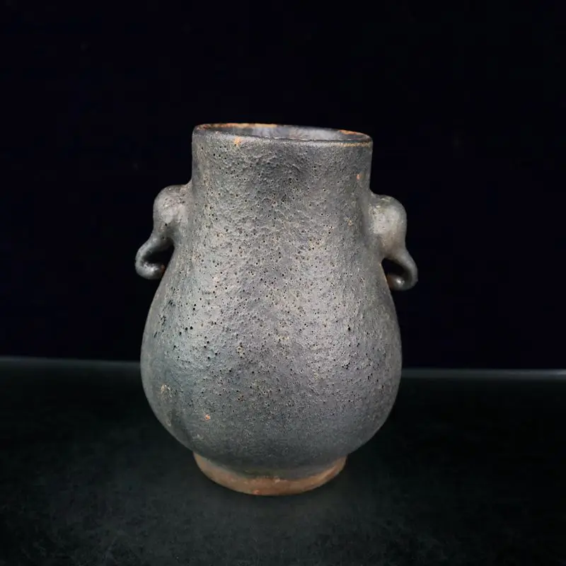 

Black Gold Glazed Elephant Ear Statue Large Diameter Coarse Pottery Basin