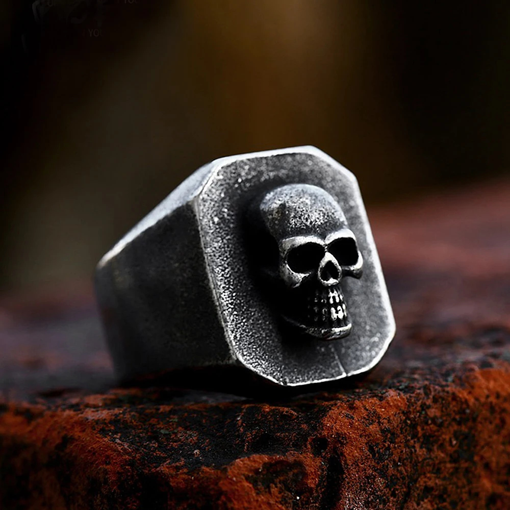 

Simple Black Retro Gothic Skull Ring For Men Fashion Stainless Steel Punk Skull Biker Ring Unique Jewelry Gifts Dropshipping