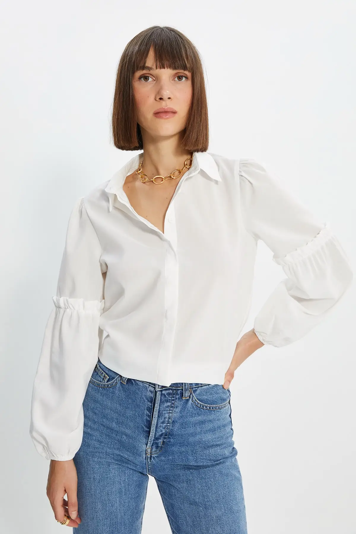

Trendyol Handles Frilly Shirt TWOAW22GO0561
