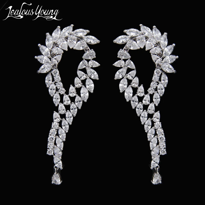 Новое поступление, серьги-гвоздики в форме листа для женщин, фирменные серьги с уникальным дизайном из белого циркония, модные ювелирные изделия для вечеринки, бижутерия AE109