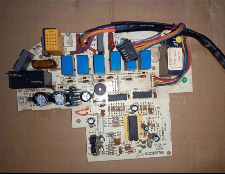 

1pc used Gree Air Conditioning Board 300557612 Board 5K53D GRJ5K-A2