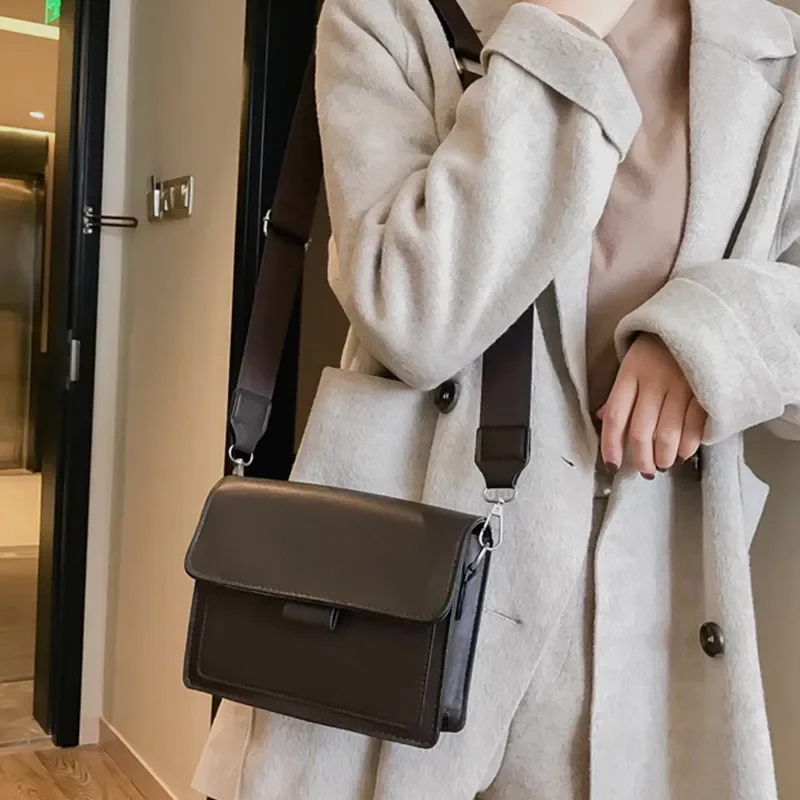 

Women Vintage Crossbody Bag Casual Shoulder Bags Luxury Travel Bag Ladies Handbags Purse Lightweight PU Leather Messenger Bag