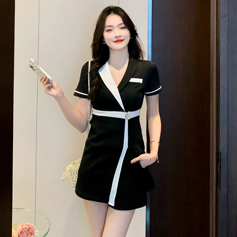 

summer fashion two-piece set temperament patchwork dress and shorts 2pcs set with free brooth spa uniform suits work wear