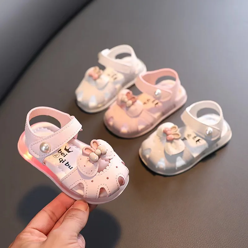 1-4 Years Summer Girls Sandals Baby Kids Bow LED Light Shoes Soft Breathable Cute Anti-Slip Walker Shoes