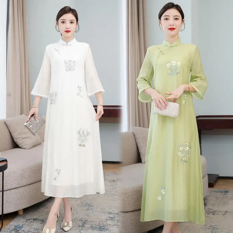 

Chinese Style Vintage Embroidery Improved Cheongsam Summer Stand Collar Floral High Waist Chinese Style Maxi Dress Lady Qipao