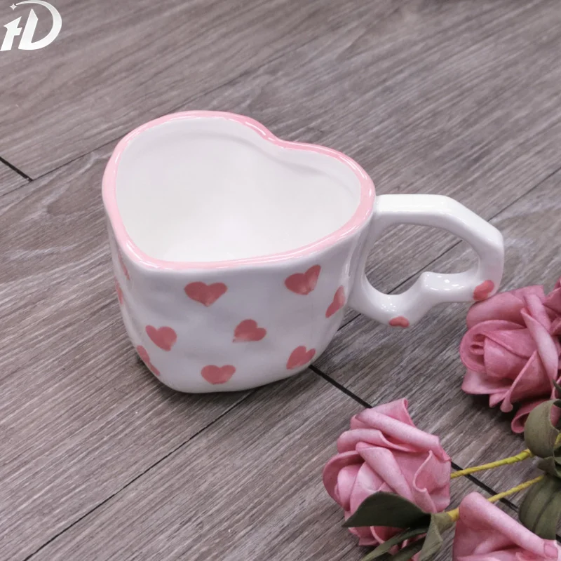 

2023 Middle East Style Coffee Tea Cup Creative Heart Cup Ceramics Milk Cups Porcelain Coffee Cups Wholesale Tableware Cups Gift
