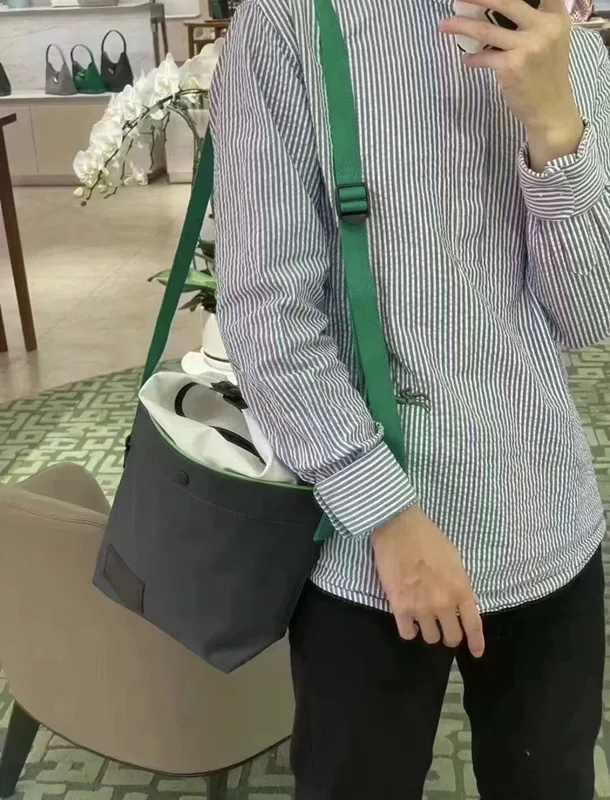

High quality new nylon green gray double-layer dumplings bag female pliage bag in bag canvas aslant package
