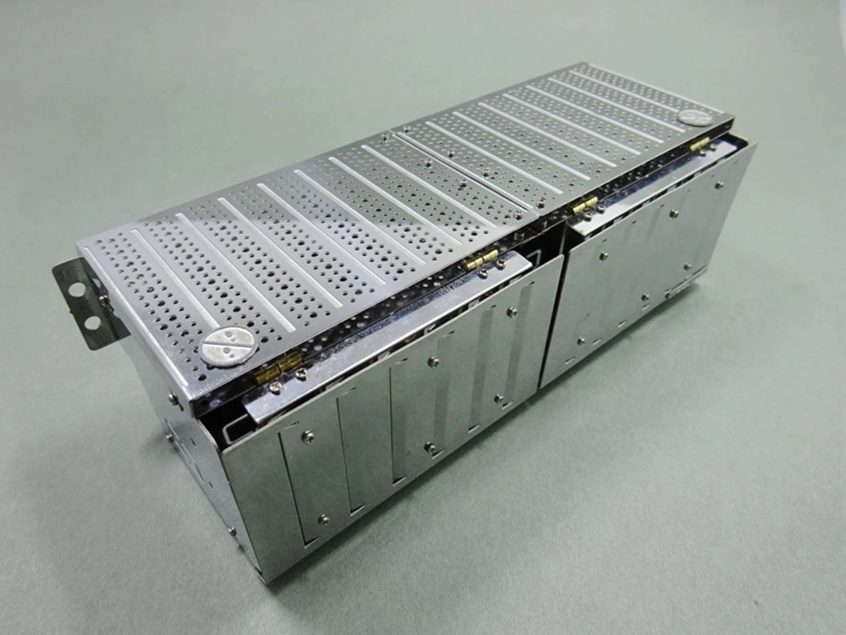 

Полностью металлический ящик для инструментов, контейнер для батарей для грузовика 1:14 Tamiya 6X4 Trailer MAN TGX R620 770 S Actros 3363, самосвал 3348 FH16 56360