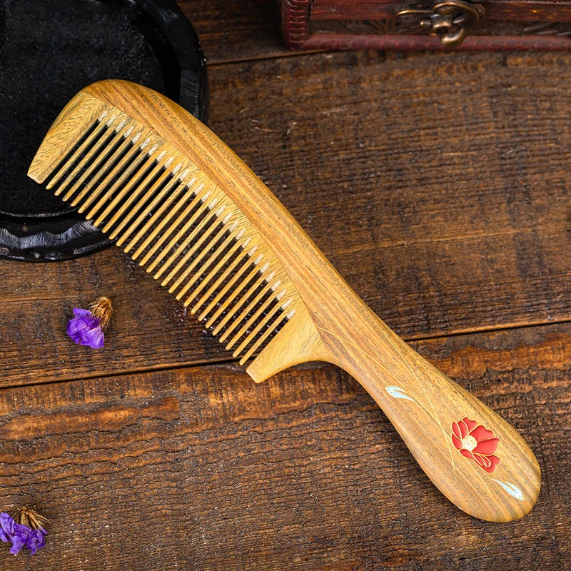 

Женские гребни с длинной ручкой и широкими зубьями