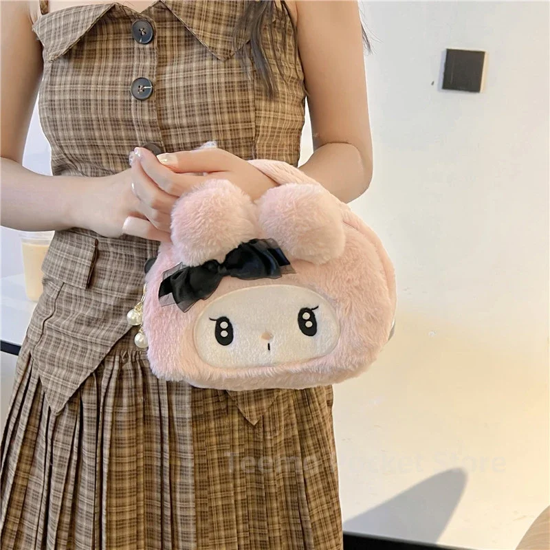 Плюшевая косметичка My Melody Kuromi для макияжа Kawaii Anime Sanrio с героями мультфильмов